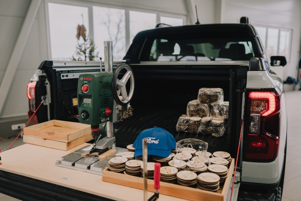 Ford Ranger Plug-in Hybrid vytvořil oficiální český rekord v nepřetržitém napájení nářadí